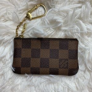 Louis Vuitton key cles DE